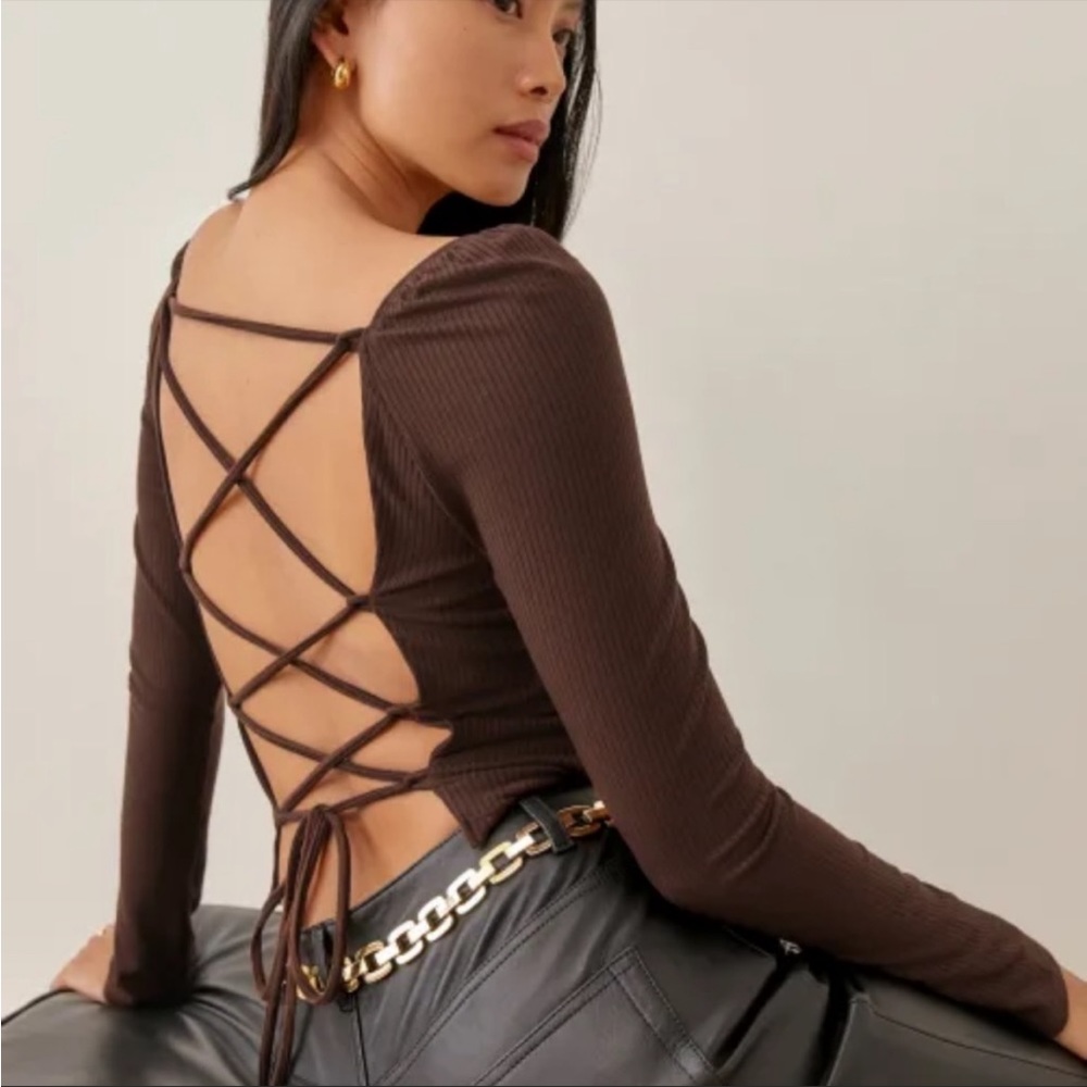 Reformation Chrissy top